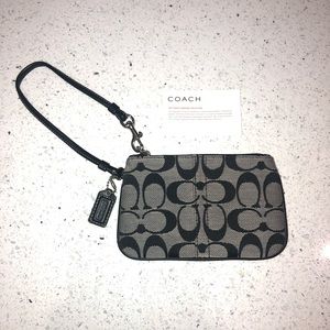 *NEVER USED* Coach Wristlet